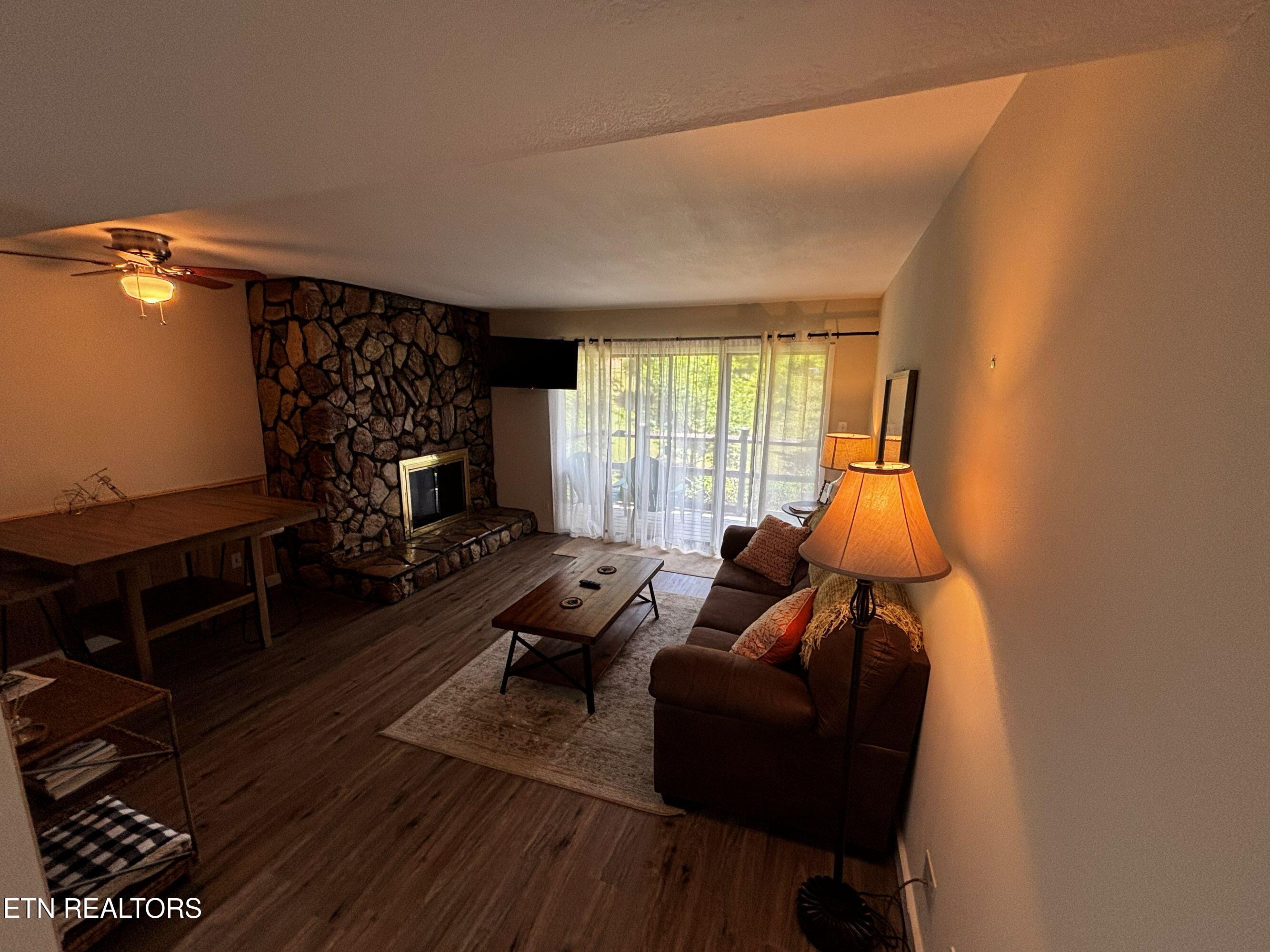 1081 Cove Rd APT 512