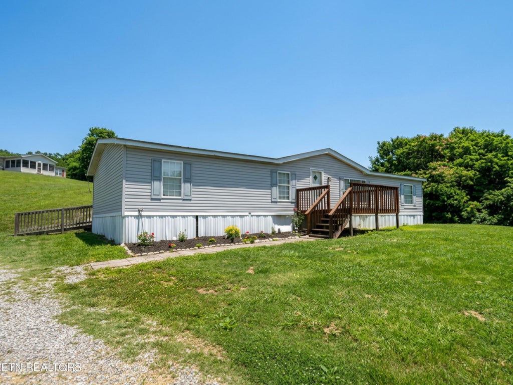 Photo of 132 Fred King Lane, Sevierville, TN 37876 (MLS # 1344281)