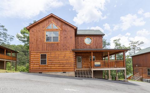 Photo of 1109 Antelope Way, Sevierville, TN 37862 (MLS # 1346169)
