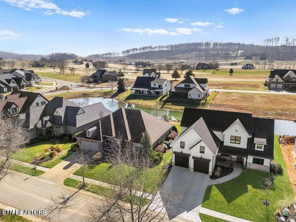 Photo of 752 Ironwood Lane, Loudon, TN 37774 (MLS # 1328772)