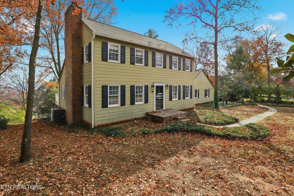 Photo of 11134 Crown Point Drive, Knoxville, TN 37934 (MLS # 1322375)