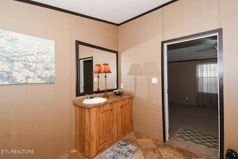 Tiny photo for 319 Oak Leaf Circle, Maryville, TN 37804 (MLS # 1333766)