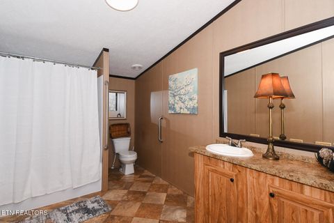 Tiny photo for 319 Oak Leaf Circle, Maryville, TN 37804 (MLS # 1333766)