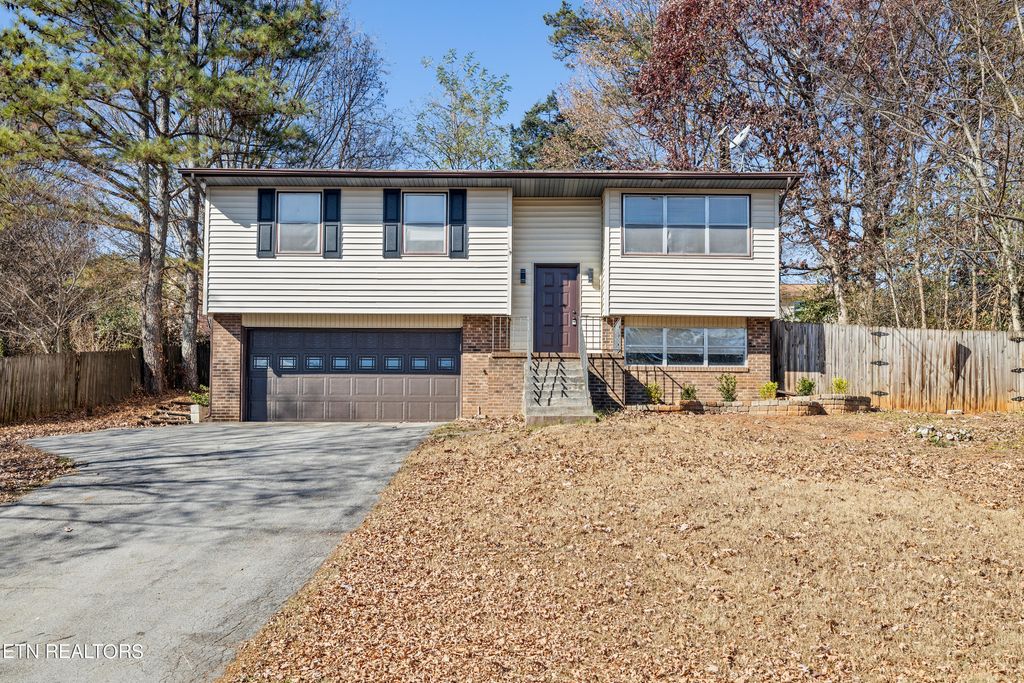 Photo of 3433 Ben Alder Lane, Knoxville, TN 37931 (MLS # 1336543)