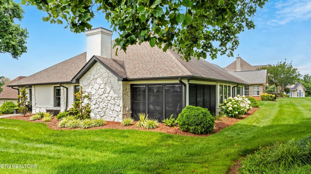 Photo of 112 Heron Court, Vonore, TN 37885 (MLS # 1335102)