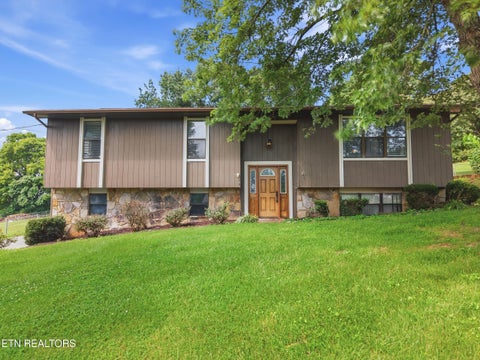 Photo of 7813 Cedarcrest Rd, Knoxville, TN 37938 (MLS # 1350147)