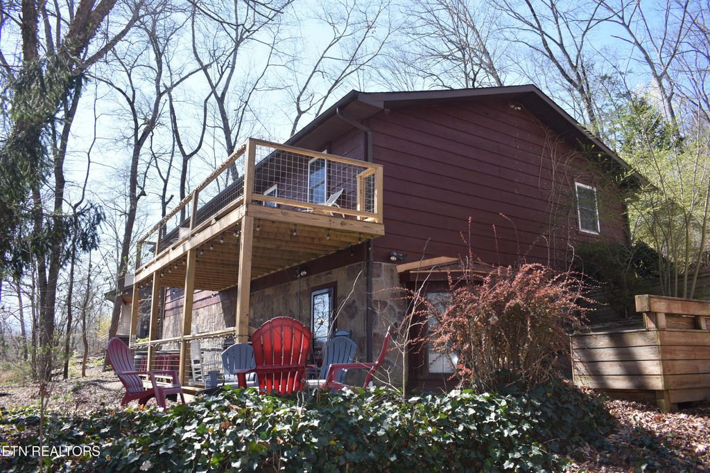 Photo of 298 Lane Hollow Rd, Sevierville, TN 37876 (MLS # 1327876)