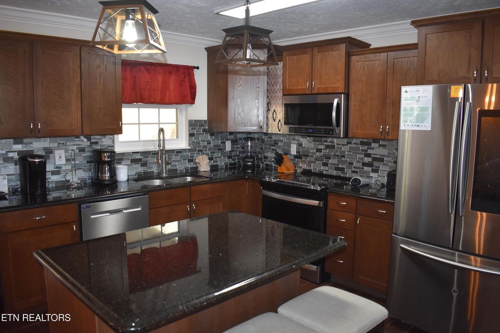 Photo of 298 Lane Hollow Rd, Sevierville, TN 37876 (MLS # 1327876)