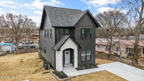 Photo of 921 Drive E, Knoxville, TN 37920 (MLS # 1330362)