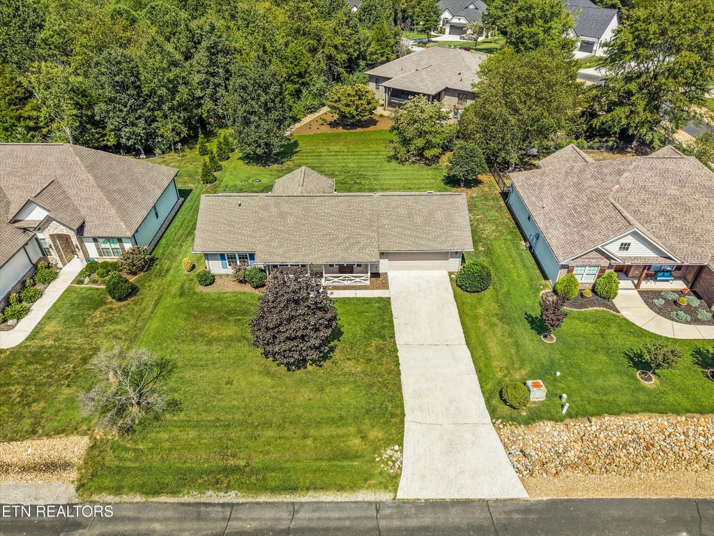 Photo of 143 Elokwa Way, Loudon, TN 37774 (MLS # 1353170)