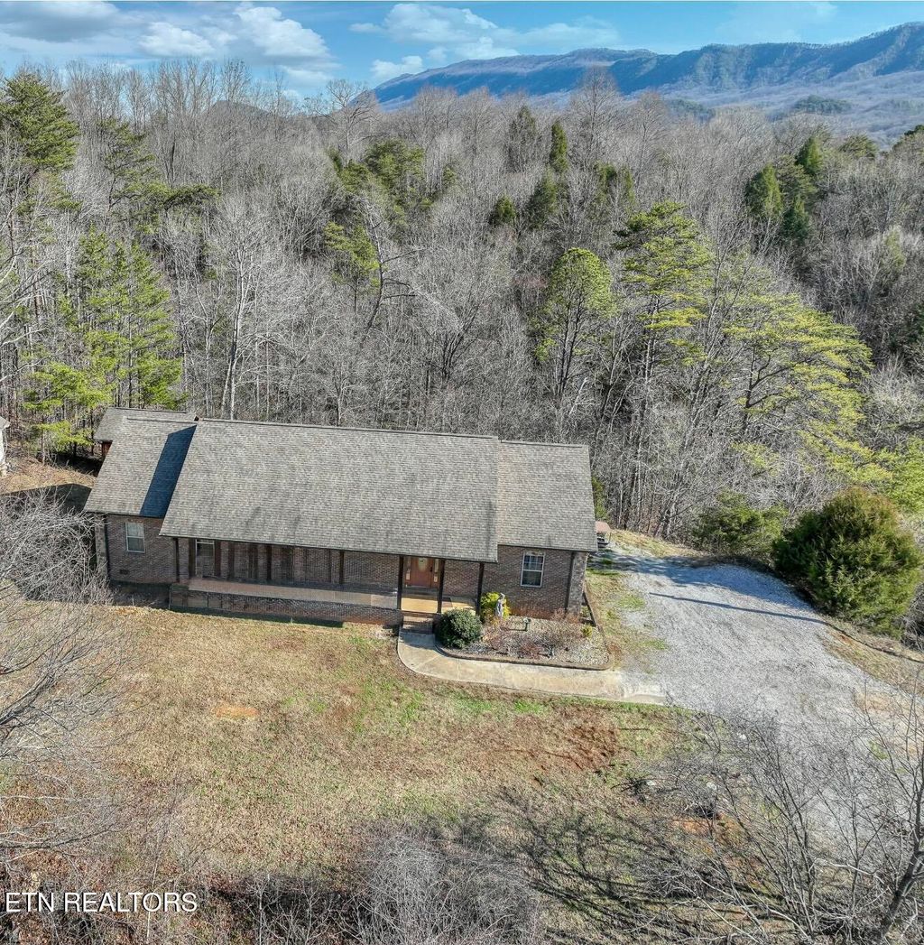 Photo of 1658 Old Chilhowee Rd, Seymour, TN 37865 (MLS # 1286456)