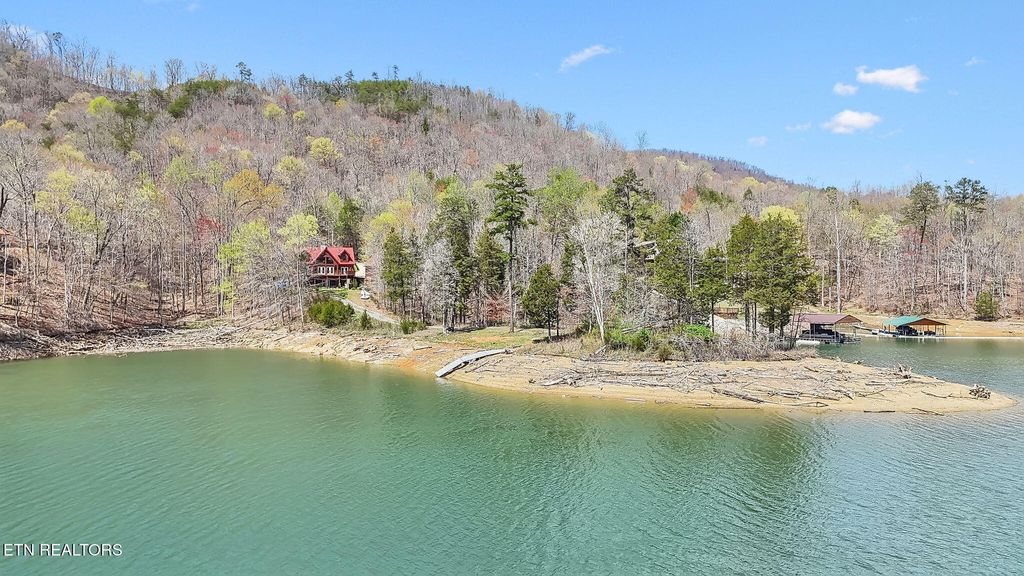 Photo of 514 Bluff View Rd, New Tazewell, TN 37825 (MLS # 1337885)