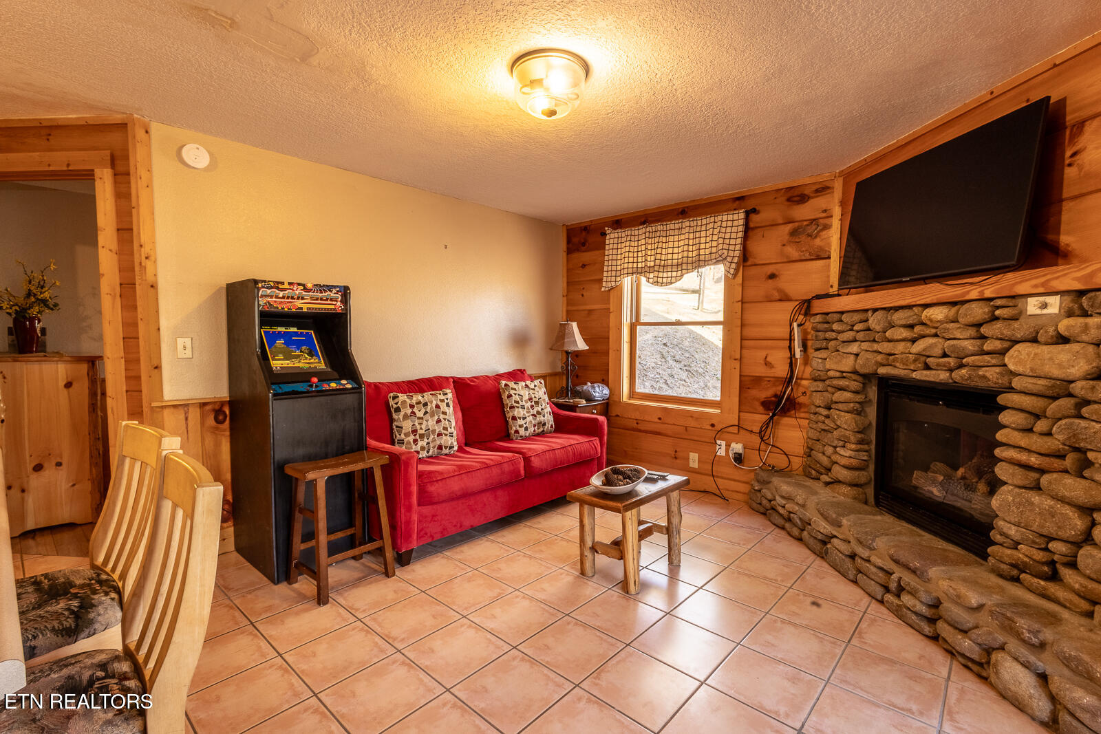 336 Big Bear Way