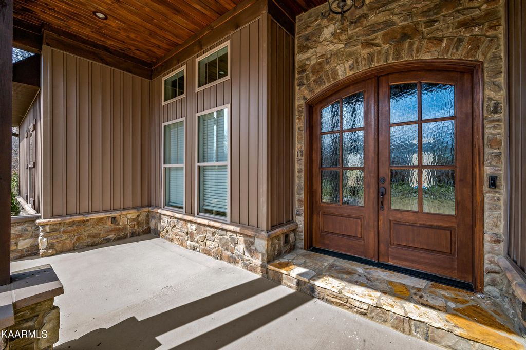 Photo of 4530 Glennora Drive, Walland, TN 37886 (MLS # 1219964)