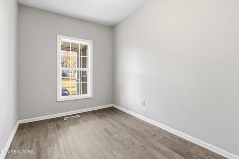 Tiny photo for 5824 2nd Lane, Knoxville, TN 37912 (MLS # 1326430)