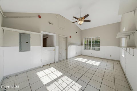 Tiny photo for 607 Old Tacora Hills Rd, Clinton, TN 37716 (MLS # 1353608)