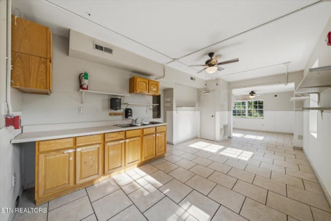 Tiny photo for 607 Old Tacora Hills Rd, Clinton, TN 37716 (MLS # 1353608)