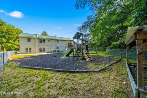 Tiny photo for 607 Old Tacora Hills Rd, Clinton, TN 37716 (MLS # 1353608)