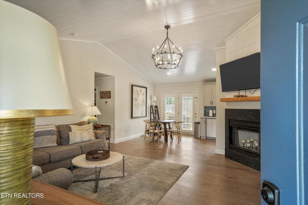 Photo of 2806 Diane Gayle Drive, Knoxville, TN 37924 (MLS # 1344242)