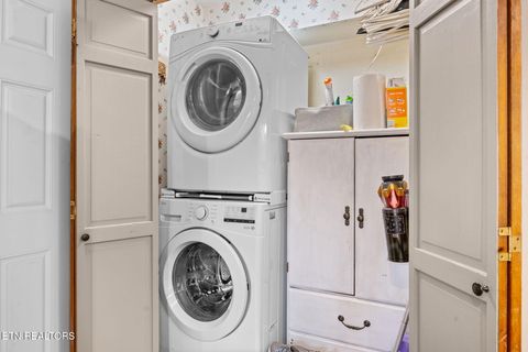 Tiny photo for 5921 Parkdale Rd, Knoxville, TN 37912 (MLS # 1334280)