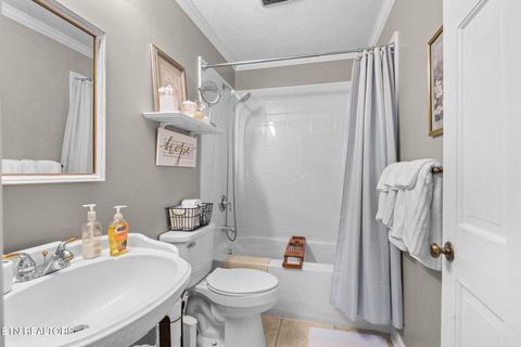 Tiny photo for 5921 Parkdale Rd, Knoxville, TN 37912 (MLS # 1334280)