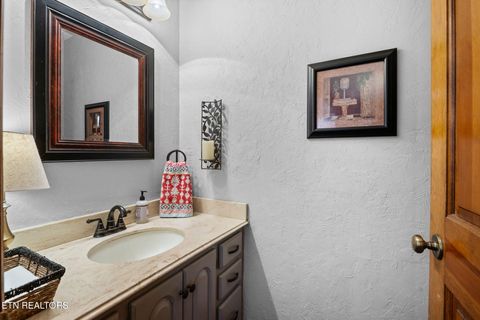 Tiny photo for 5921 Parkdale Rd, Knoxville, TN 37912 (MLS # 1334280)