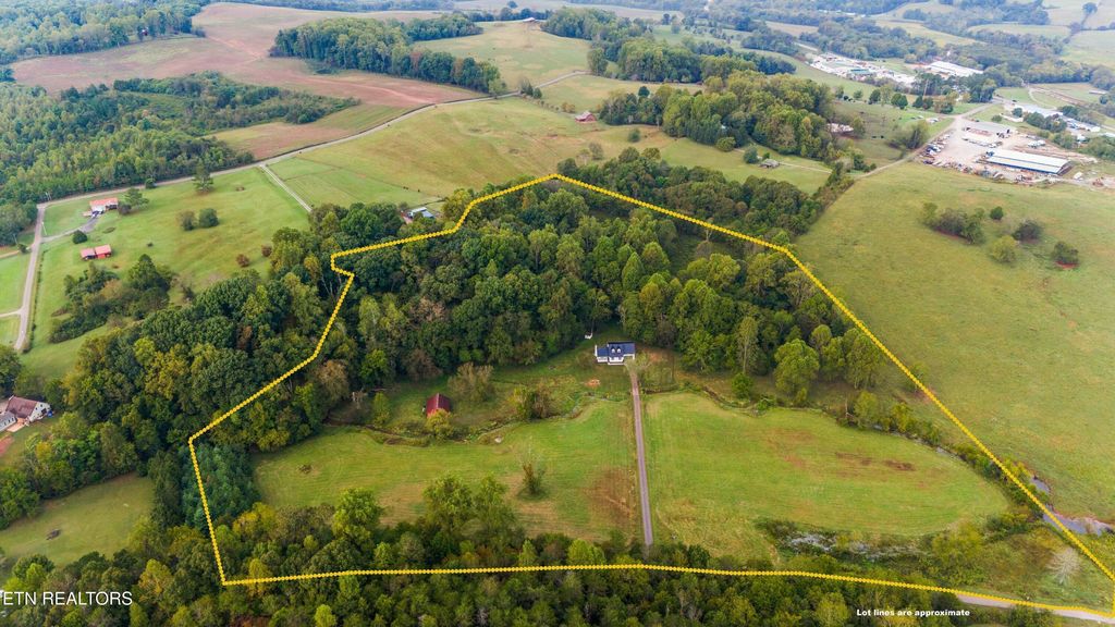 Photo of 220 Fish Hatchery Rd, Sweetwater, TN 37874 (MLS # 1278730)