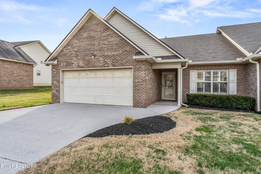 Photo of 7117 Allison Way, Knoxville, TN 37918 (MLS # 1326232)