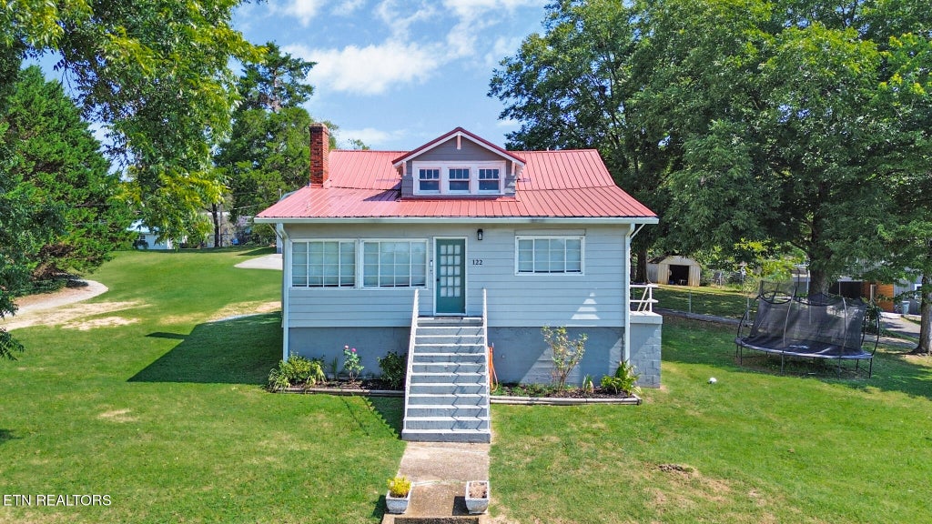 Photo of 122 Cross Ave, Dayton, TN 37321 (MLS # 1355316)