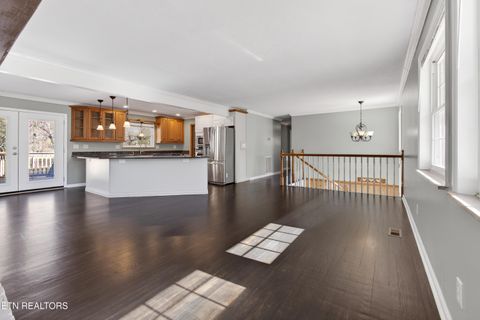 Tiny photo for 98 Oklahoma Ave, Oak Ridge, TN 37830 (MLS # 1329479)