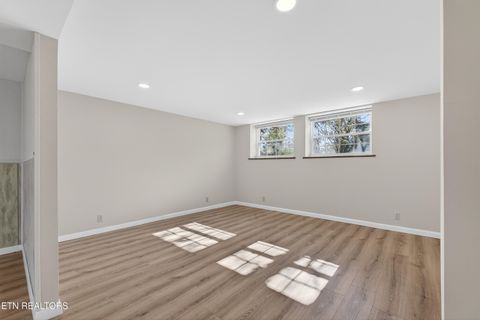 Tiny photo for 98 Oklahoma Ave, Oak Ridge, TN 37830 (MLS # 1329479)