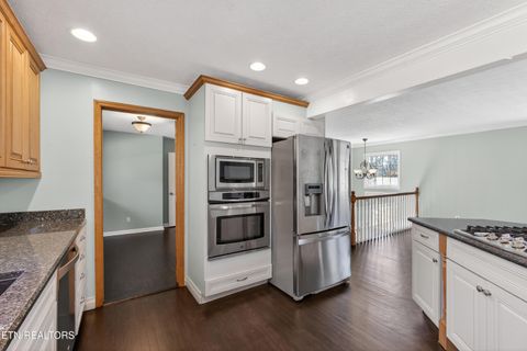 Tiny photo for 98 Oklahoma Ave, Oak Ridge, TN 37830 (MLS # 1329479)