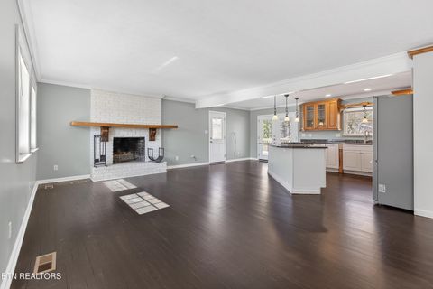 Tiny photo for 98 Oklahoma Ave, Oak Ridge, TN 37830 (MLS # 1329479)