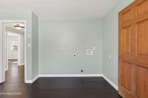 Tiny photo for 98 Oklahoma Ave, Oak Ridge, TN 37830 (MLS # 1329479)