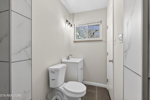 Tiny photo for 98 Oklahoma Ave, Oak Ridge, TN 37830 (MLS # 1329479)