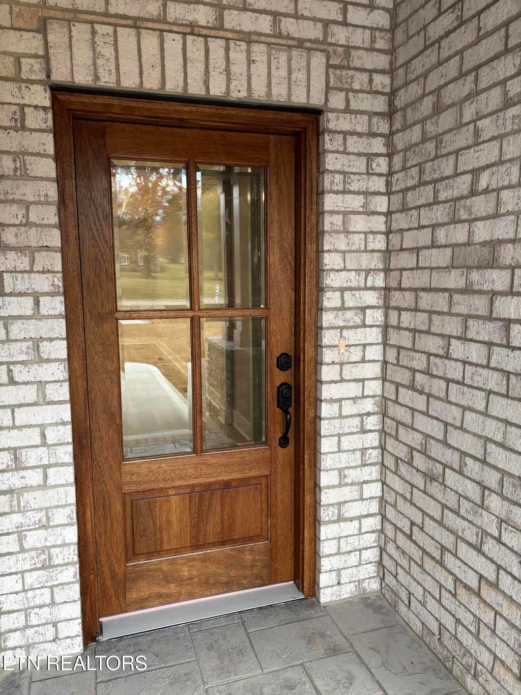 Photo of 130 Old Hickory Circle, Madisonville, TN 37354 (MLS # 1318169)