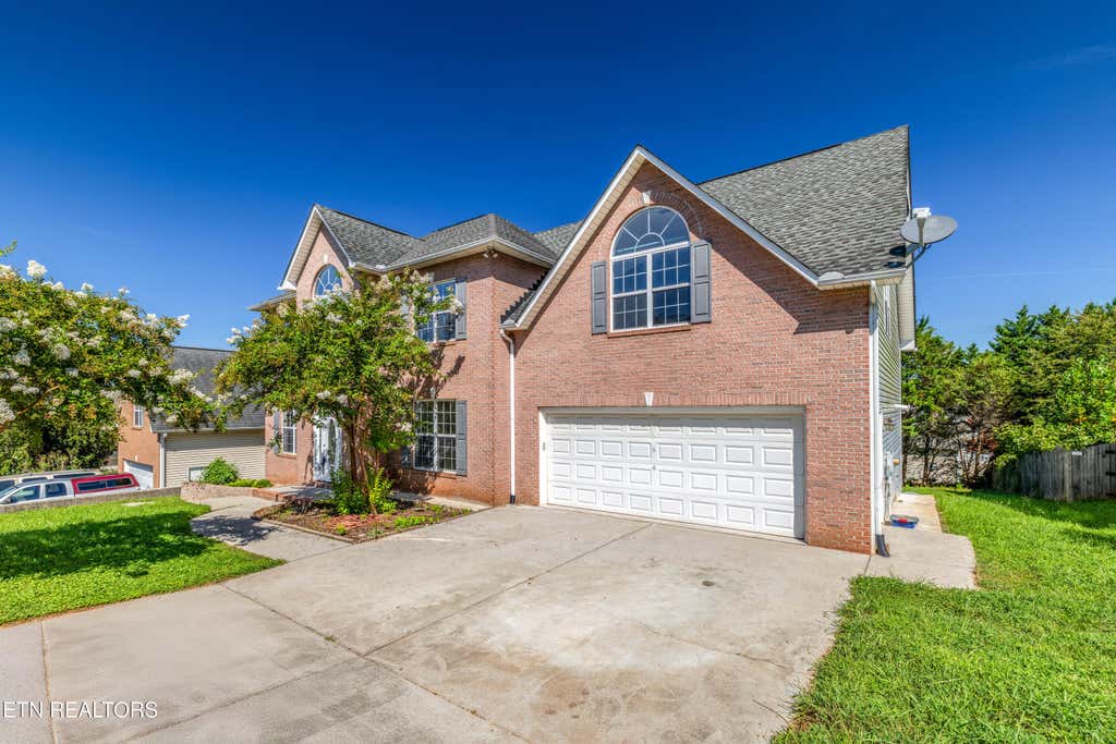 Photo of 1217 Dremview Lane, Knoxville, TN 37922 (MLS # 1352857)