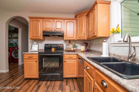 Tiny photo for 123 Southlake Drive, Kingston, TN 37763 (MLS # 1341672)