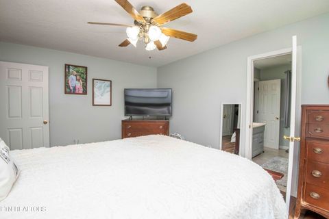 Tiny photo for 123 Southlake Drive, Kingston, TN 37763 (MLS # 1341672)