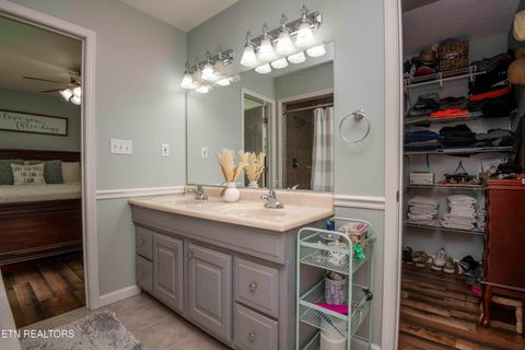 Tiny photo for 123 Southlake Drive, Kingston, TN 37763 (MLS # 1341672)