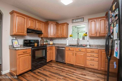 Tiny photo for 123 Southlake Drive, Kingston, TN 37763 (MLS # 1341672)