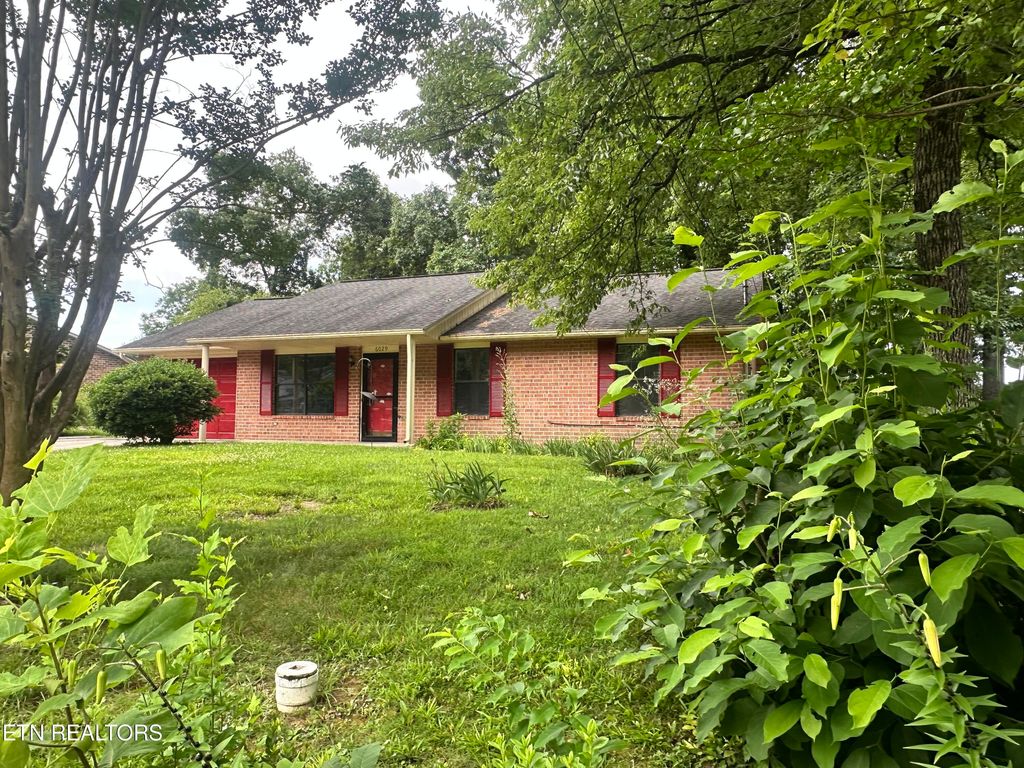 Photo of 6029 Morning Glory Place, Knoxville, TN 37912 (MLS # 1345260)