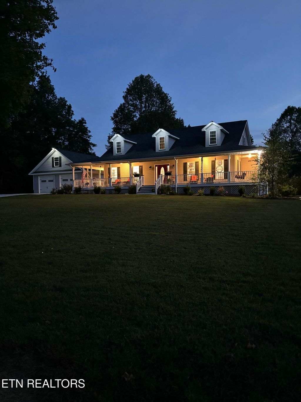 Photo of 205 Crest View Drive, Sunbright, TN 37872 (MLS # 1316118)
