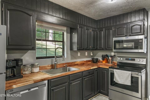 Tiny photo for 301 Bibee Lane, Caryville, TN 37714 (MLS # 1355675)