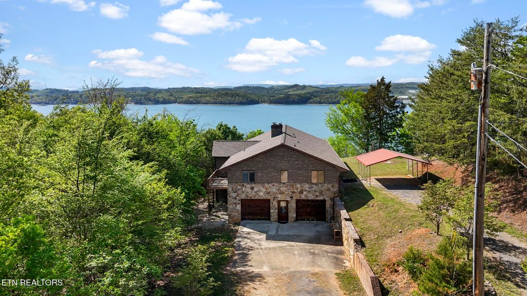 Photo of 7366 Circle Point Drive, Talbott, TN 37877 (MLS # 1339000)