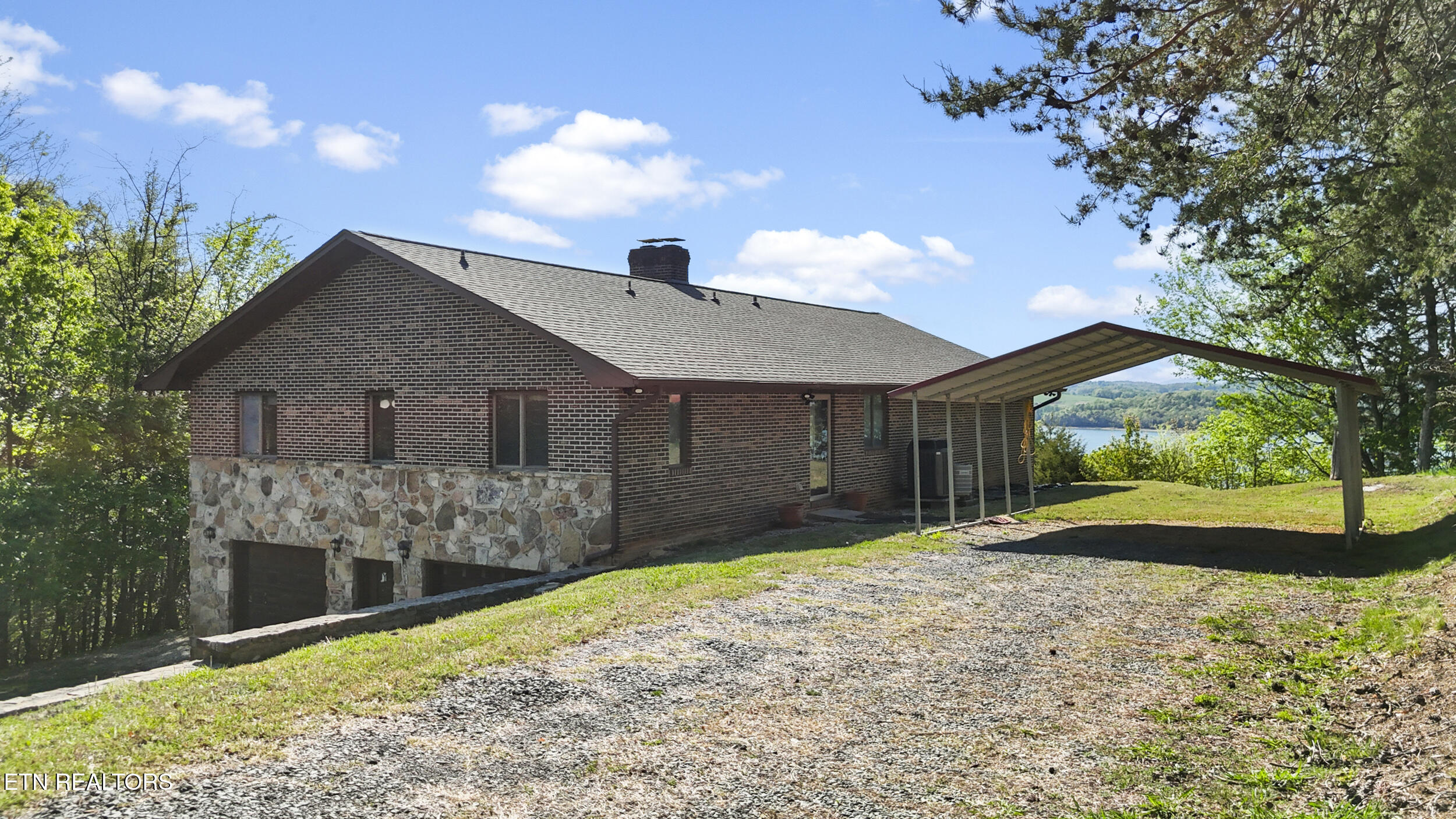 7366 Circle Point Drive