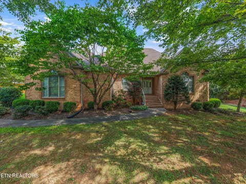 Photo of 823 Royal View Drive, Maryville, TN 37801 (MLS # 1349929)