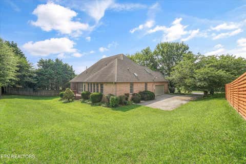 Tiny photo for 823 Royal View Drive, Maryville, TN 37801 (MLS # 1349929)