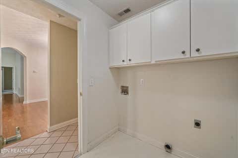 Tiny photo for 823 Royal View Drive, Maryville, TN 37801 (MLS # 1349929)