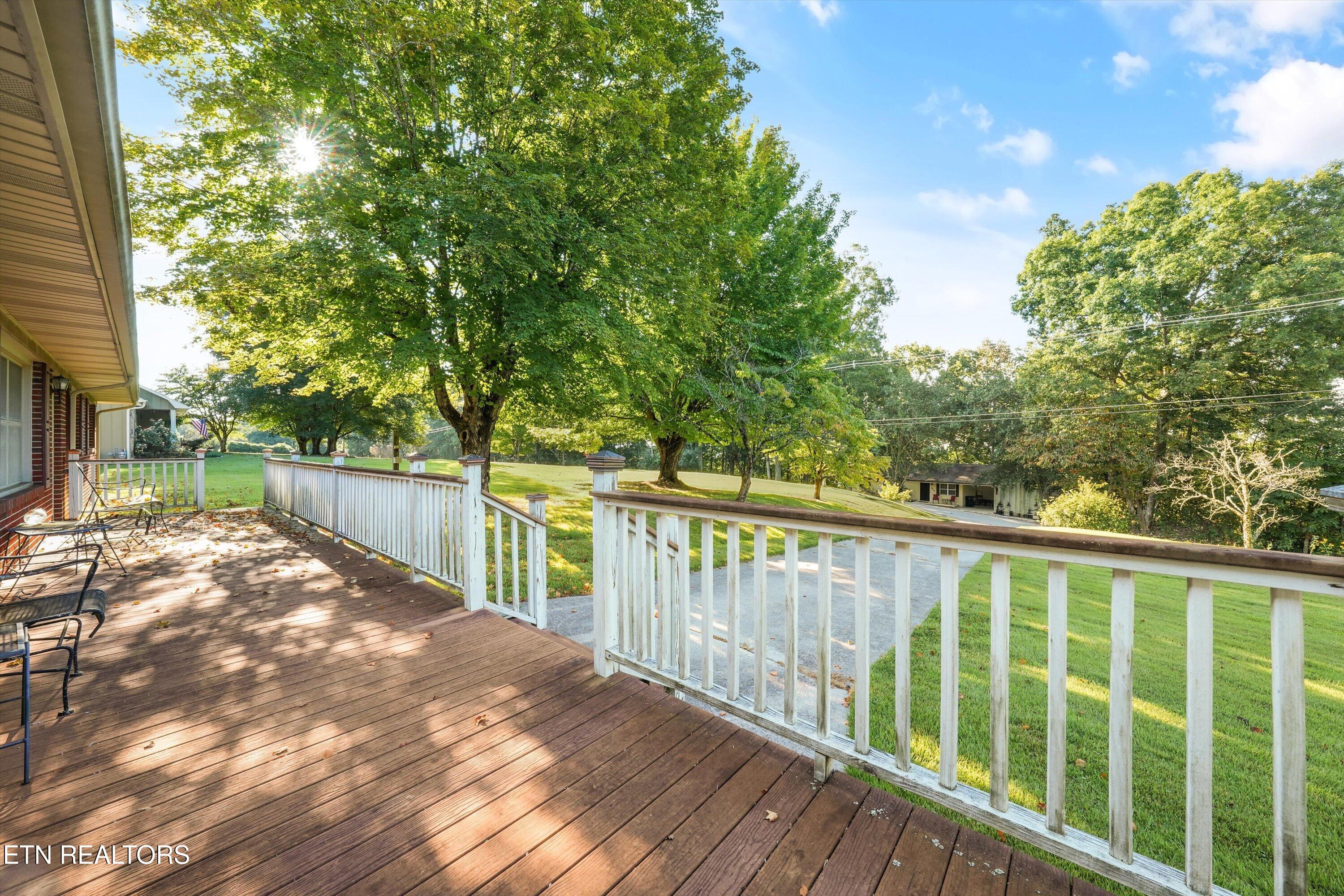 813/815 Stephens Rd